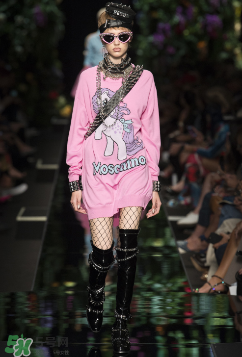 moschino2018春夏系列服裝怎么樣_好看嗎？