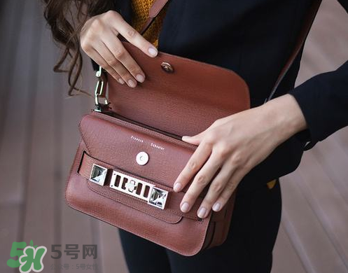 proenza schouler是什么牌子？proenza schouler是奢侈品嗎？