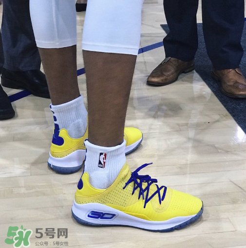 under armour curry 4 low warriors什么時候發(fā)售？