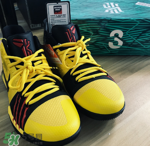 nike kyrie3 mamba mentality怎么樣？歐文3李小龍配色開(kāi)箱測(cè)評(píng)