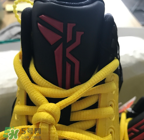 nike kyrie3 mamba mentality怎么樣？歐文3李小龍配色開(kāi)箱測(cè)評(píng)