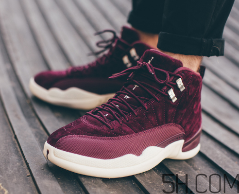 air jordan 12 bordeaux紅酒配色上腳效果怎么樣？