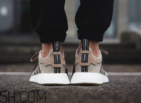 adidas nmd r2 trace khaki上腳效果怎么樣？