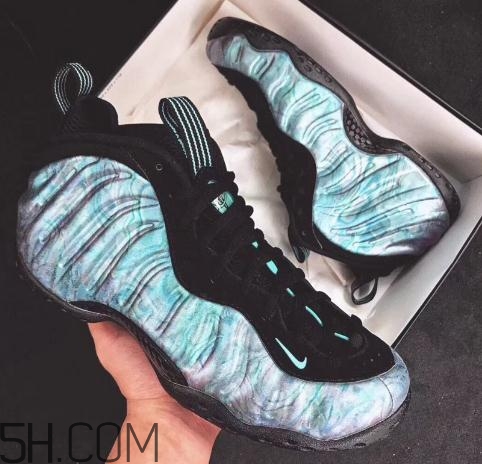 nike air foamposite one鮑魚噴實(shí)物什么樣？