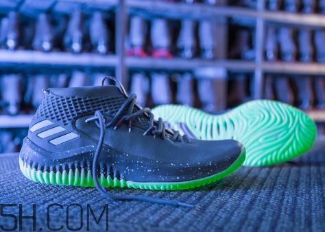 adidas dame 4 glow in the dark多少錢_實(shí)物上腳效果