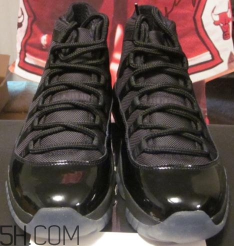 air jordan 11 blackout發(fā)售時間_多少錢？