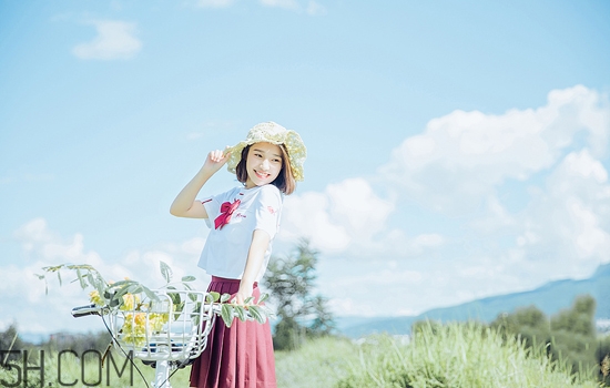 fancl卸妝油和植村秀卸妝油哪個好用？卸妝油可以卸指甲油嗎？