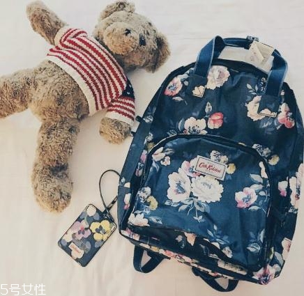 cath kidston是什么牌子？少女最愛的小碎花風代表