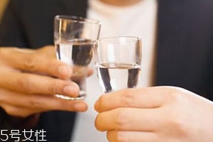 喝多少酒算安全？有基因缺陷的中國人最好不要喝