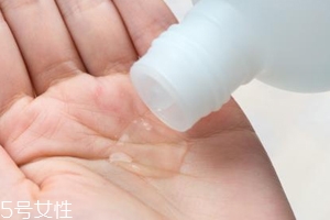 所有的爽膚水都能敷水膜嗎？這4種不適合