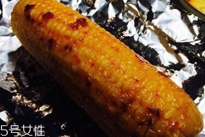 微波爐烤玉米要幾分鐘 燒烤模式8分鐘