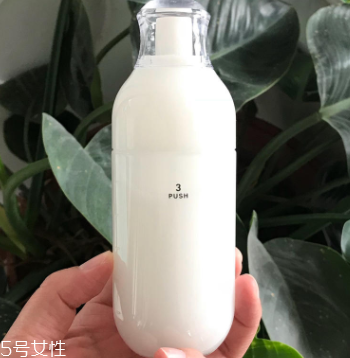 ipsa水乳適合什么膚質？不挑皮最適合敏感肌