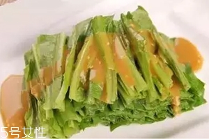 油麥菜怎么涼拌好吃？加點麻醬調(diào)味