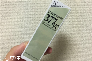 城野醫(yī)生377美白精華的使用方法 美白同時(shí)收縮毛孔