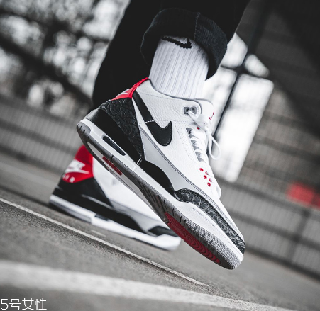 air jordan 3 tinker上腳效果怎么樣？