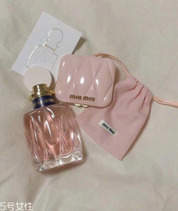 miumiu粉色香水怎么樣？miumiu2018新香水什么味道？