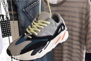 yeezy 700偏碼嗎？yeezy 700碼數(shù)正常嗎