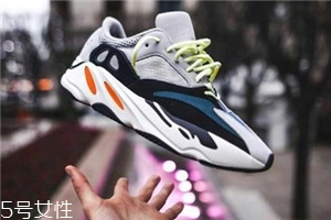 yeezy 700真假對比 yeezy 700真假鑒定