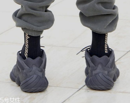 yeezy 500 utility black什么時候發(fā)售_在哪買？