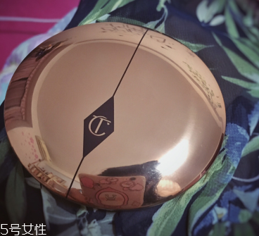 ct粉餅怎么樣 charlotte tilbury熱門(mén)產(chǎn)品價(jià)格