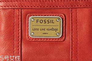 fossil錢包怎么樣？fossil錢包是真皮嗎