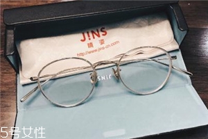 jins眼鏡多少錢？jins眼鏡價格