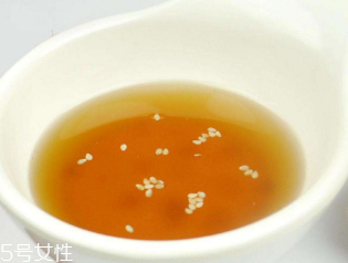 芝麻油的營(yíng)養(yǎng)成分很多