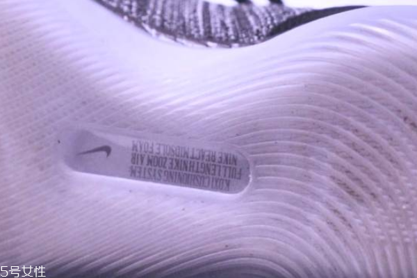 nike kd 11測評(píng) 杜蘭特11代實(shí)戰(zhàn)表現(xiàn)