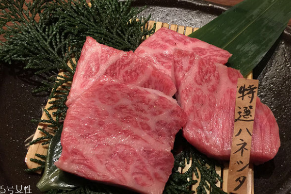 神戶牛肉是哪個(gè)部位 神戶牛都是神戶牛肉