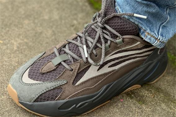 yeezy 700 v2 geode貨量 椰子700geode配色貨量詳情