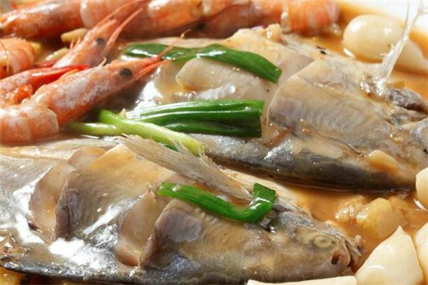 白鯧魚怎么去內(nèi)臟 白鯧魚處理方法