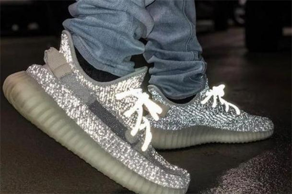 yeezy 350滿天星怎么洗 椰子滿天星清洗方法