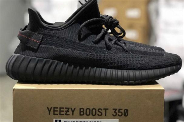 yeezy 350黑天使開箱測評 椰子350黑天使值得入手嗎