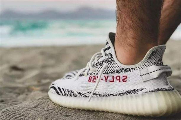 yeezy抽中了就一定能排到嗎 yeezy抽簽規(guī)則