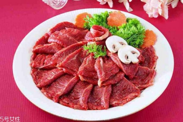 牛肉有什么營養(yǎng)價(jià)值呢 牛肉的熱量是多高呢