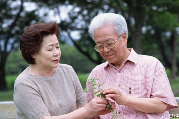 風濕的危害有什么呢 造成風濕的原因有什么呢