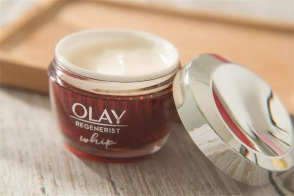 olay空氣霜白天用還是晚上用 olay空氣霜怎么打開