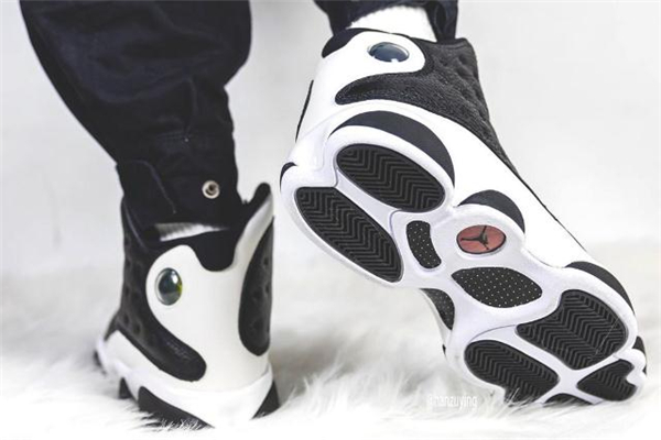 aj13反轉(zhuǎn)熊貓什么發(fā)售 2020年aj13熊貓反轉(zhuǎn)配色發(fā)售時間