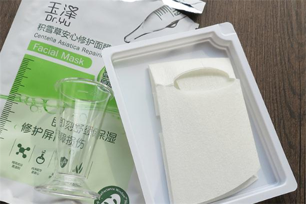 玉澤積雪草安心修護面膜成分 玉澤面膜用完要洗臉嗎