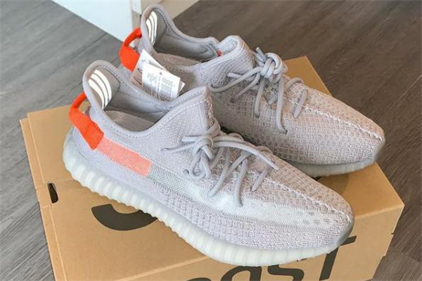 yeezy350尾燈真假對比 椰子350尾燈歐洲限定真假辨別