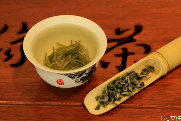 喝茶后多久吃藥比較好 吃藥應(yīng)該在喝茶后多久