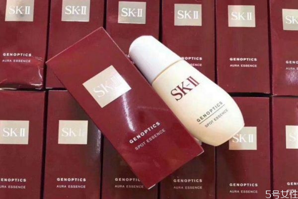 sk2小燈泡有哪些功效 sk2小燈泡可以白天用嗎