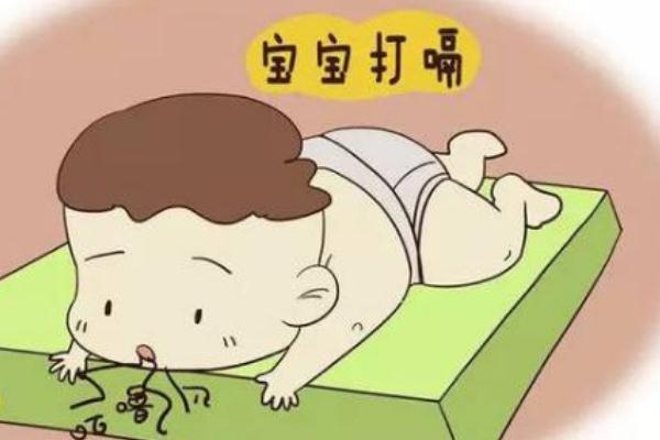 新生兒打嗝的時候能喂奶嗎 如何預(yù)防寶寶打嗝