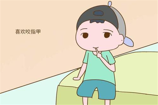 寶寶啃指甲怎么回事 寶寶啃指甲是缺什么