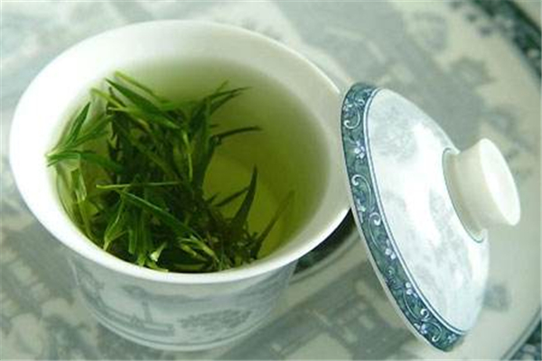 綠茶可以做奶茶嗎 綠茶和什么一起泡最好