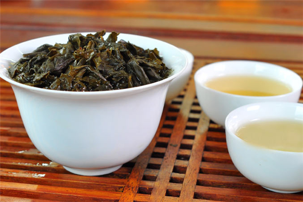 烏龍茶會導(dǎo)致便秘嗎 烏龍茶對胃好不好