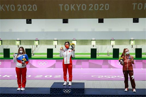 東京奧運第一首國歌是中國的 楊倩是生活照甜美的00后清華學霸