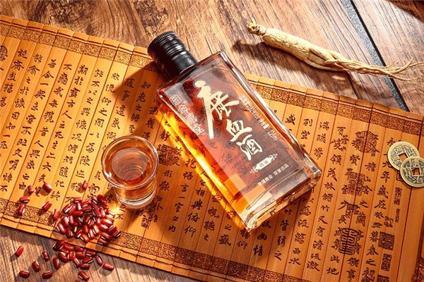 鹿血酒喝了有什么反應(yīng) 鹿血酒喝多少為宜