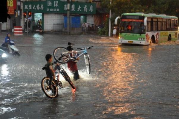 暴雨天氣有哪些安全風(fēng)險(xiǎn) 暴雨帶來的危害