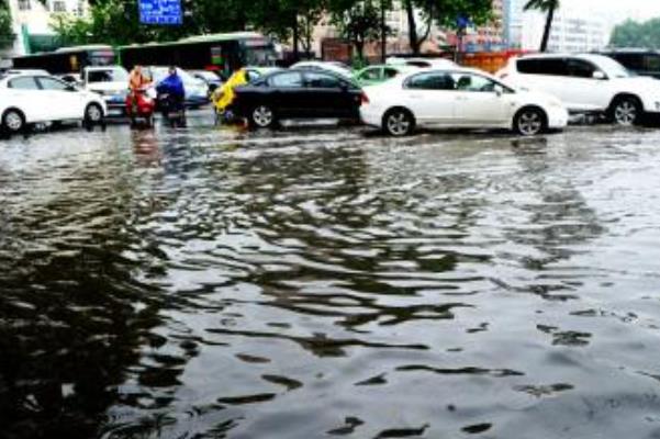 下暴雨會(huì)停電嗎 下暴雨對(duì)汽車有傷害嗎